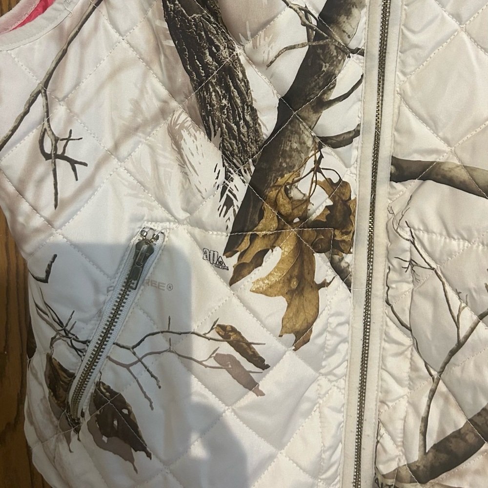 Realtree White and Brown Camouflage Jacket - Picture 6 of 7